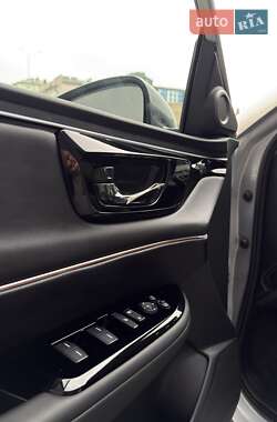 Внедорожник / Кроссовер Honda e:NP2 2024 в 