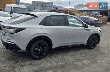 Внедорожник / Кроссовер Honda e:NP2 2025 в Киеве