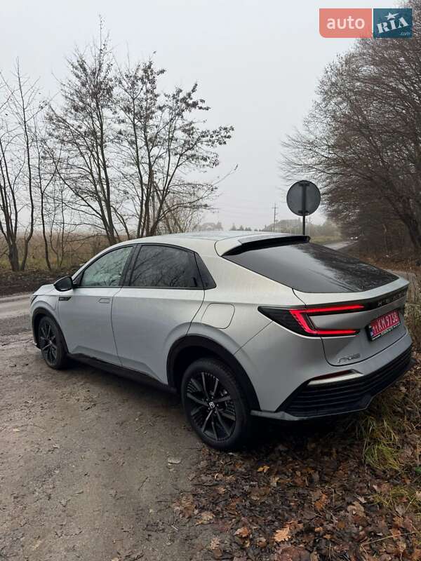 Внедорожник / Кроссовер Honda e:NP2 2025 в Тернополе