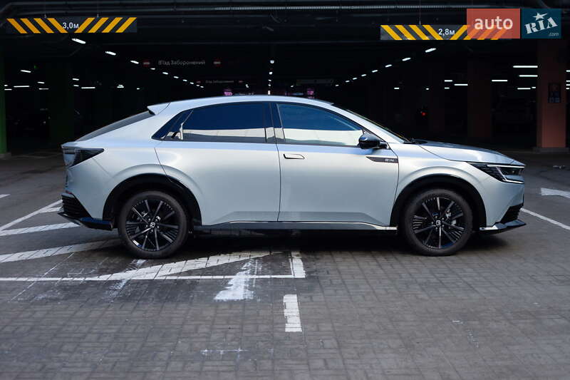 Внедорожник / Кроссовер Honda e:NP2 2024 в Киеве