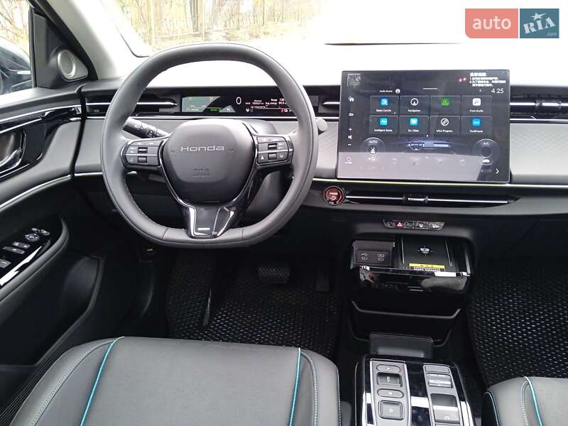 Внедорожник / Кроссовер Honda e:NP2 2025 в Черновцах