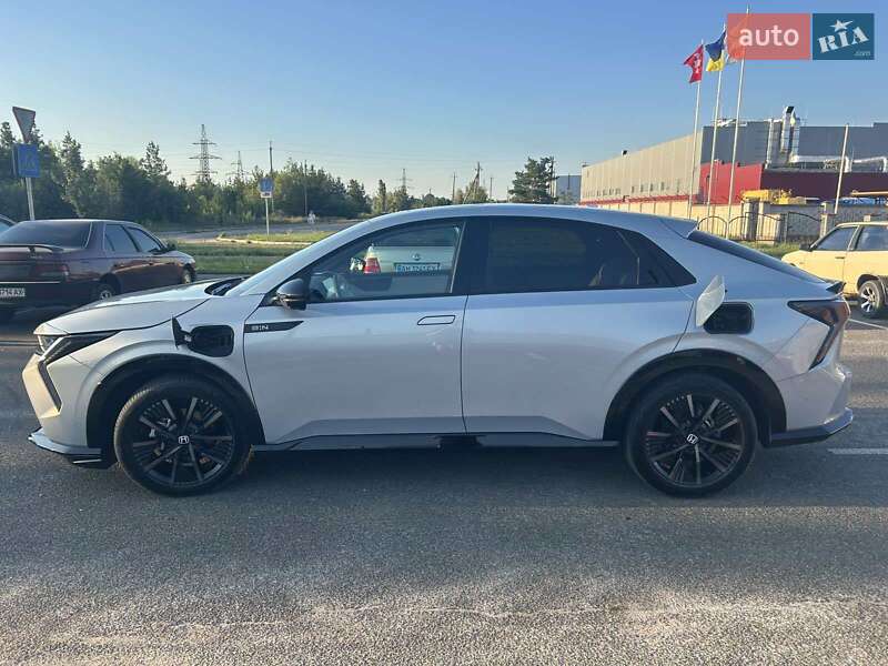 Внедорожник / Кроссовер Honda e:NS2 2024 в Малине