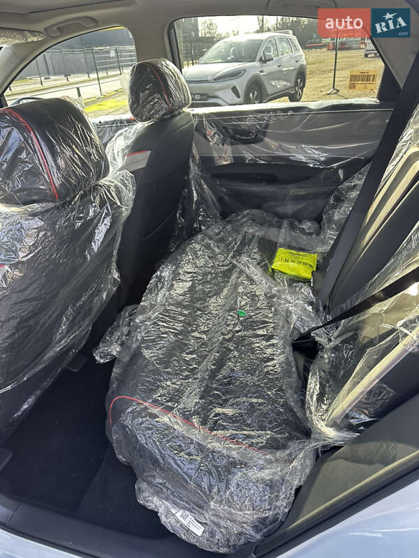 Внедорожник / Кроссовер Honda e:NS2 2025 в Киеве