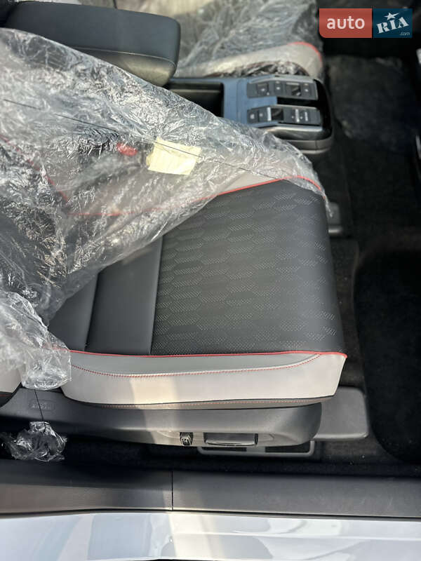 Внедорожник / Кроссовер Honda e:NS2 2025 в Киеве