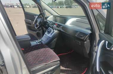 Минивэн Honda Elysion 2012 в 