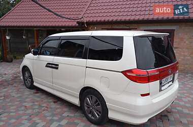 Мінівен Honda Elysion 2011 в 