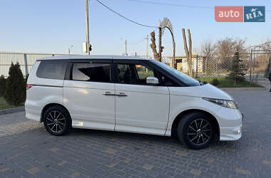 Минивэн Honda Elysion 2011 в 