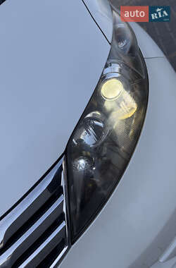 Минивэн Honda Elysion 2011 в 