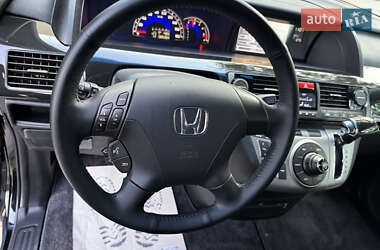 Минивэн Honda Elysion 2012 в 