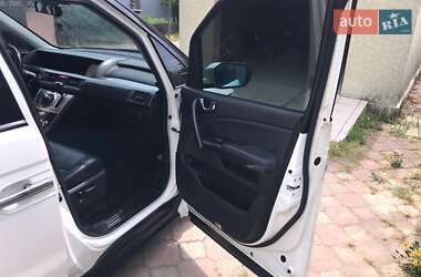 Минивэн Honda Elysion 2012 в 