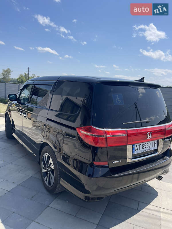 Мінівен Honda Elysion 2010 в Івано-Франківську