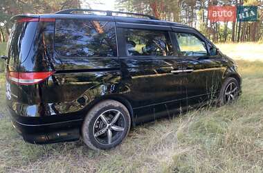 Минивэн Honda Elysion 2010 в 
