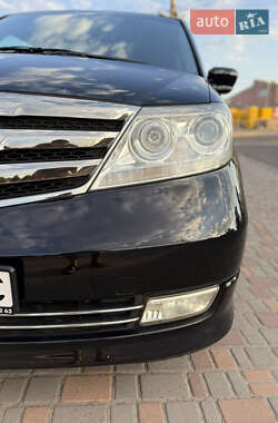 Минивэн Honda Elysion 2012 в 