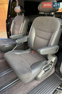 Минивэн Honda Elysion 2012 в 