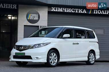 Минивэн Honda Elysion 2011 в 