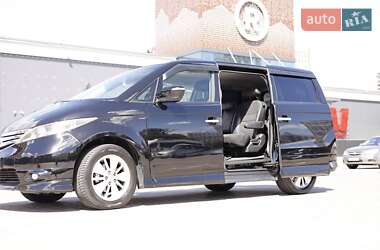 Мінівен Honda Elysion 2012 в 