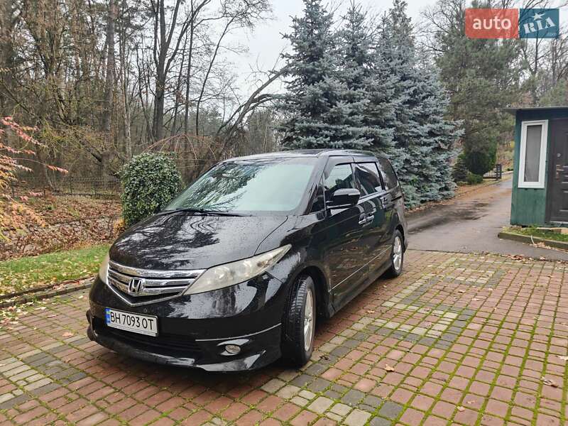 Минивэн Honda Elysion 2012 в Киеве фото Минивэн Honda Elysion 2012 в Киеве