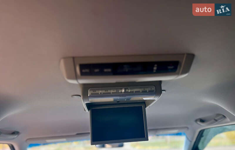 Минивэн Honda Elysion 2012 в Николаеве