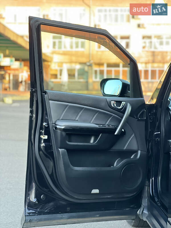 Минивэн Honda Elysion 2012 в Николаеве