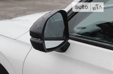 Позашляховик / Кросовер Honda eNS1 2022 в 