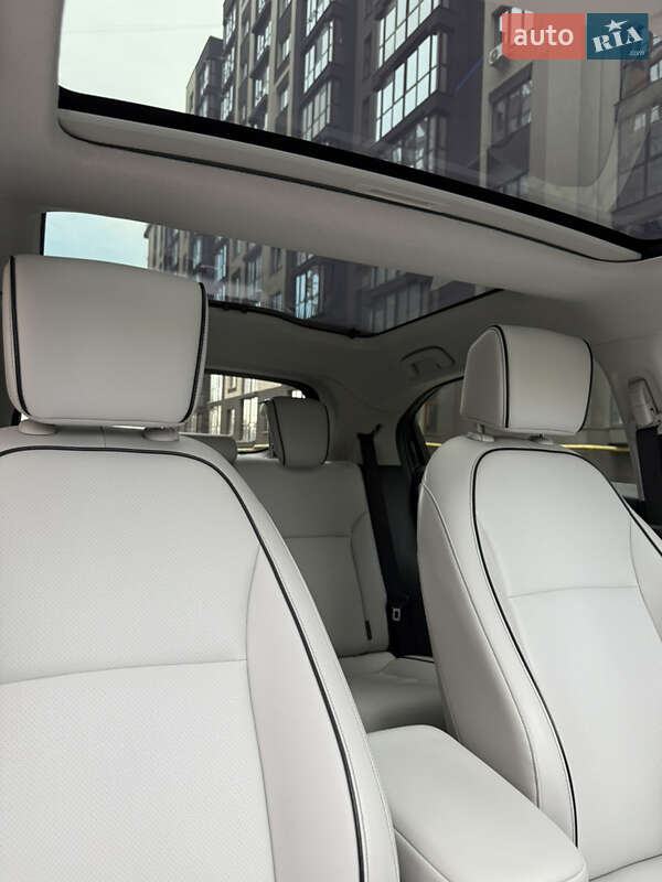 Внедорожник / Кроссовер Honda eNS1 2023 в Ивано-Франковске