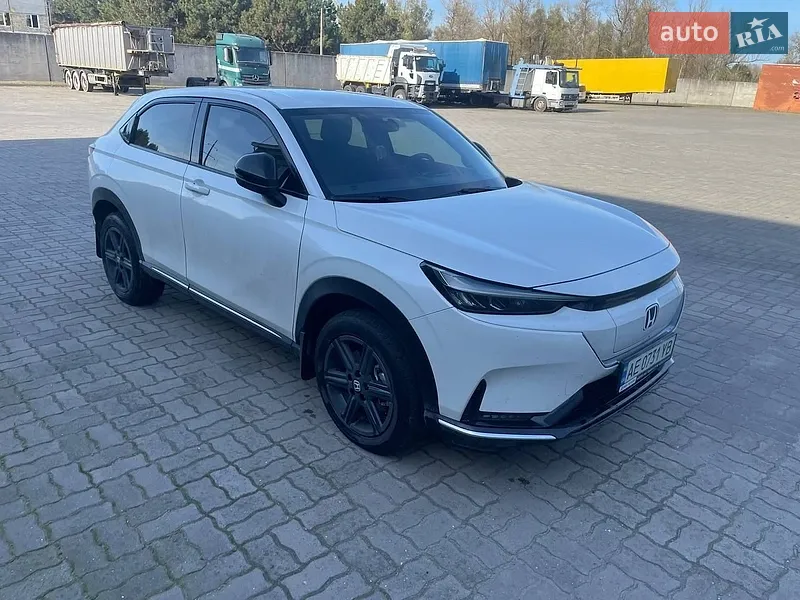 Honda eNS1