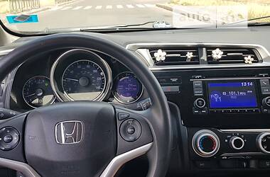 Хэтчбек Honda Fit 2016 в Киеве
