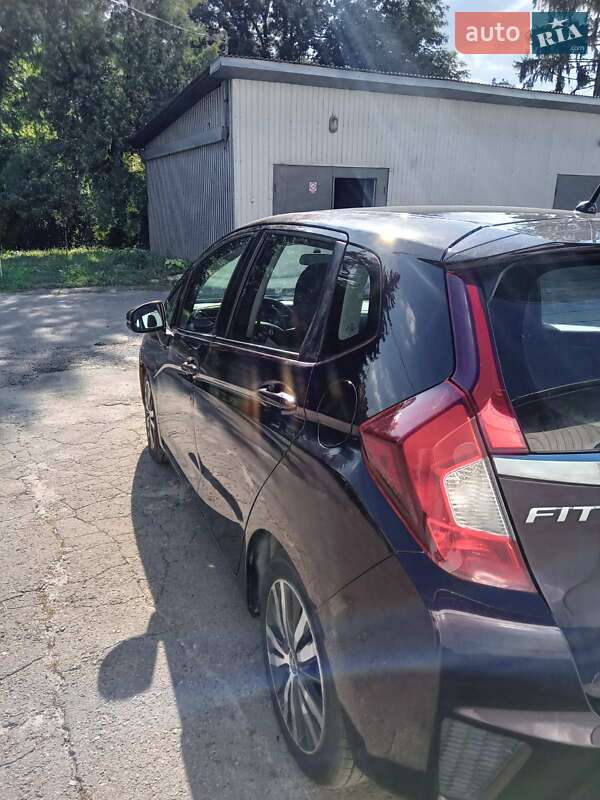 Хетчбек Honda Fit 2015 в Тернополі