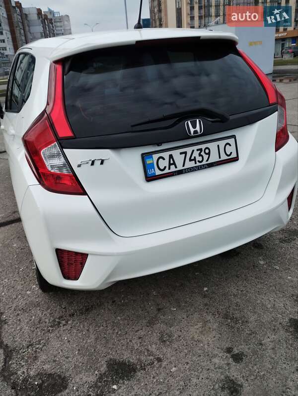 Хетчбек Honda Fit 2015 в Черкасах