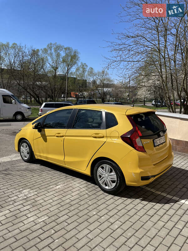 Хэтчбек Honda Fit 2018 в Львове