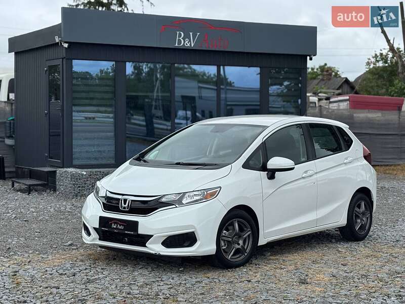 Хэтчбек Honda Fit 2018 в 