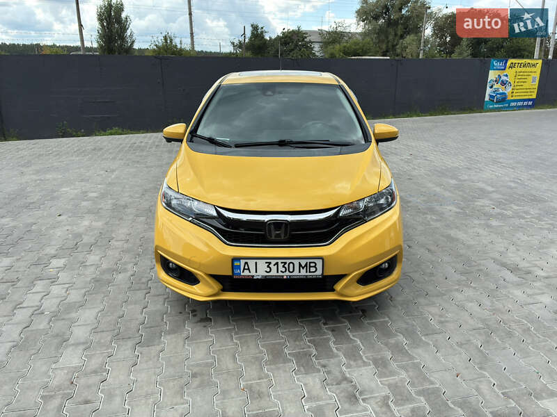 Хэтчбек Honda Fit 2017 в Киеве