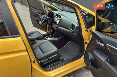 Хэтчбек Honda Fit 2017 в 