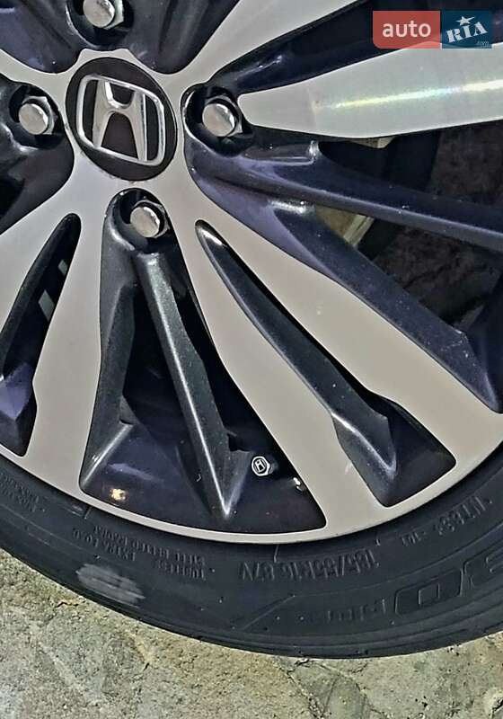 Хэтчбек Honda Fit 2016 в Виннице