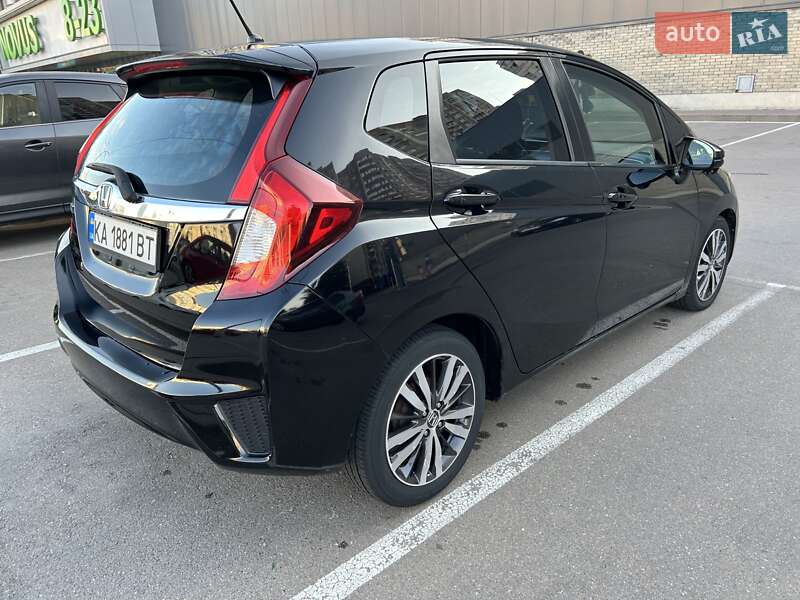 Хетчбек Honda Fit 2015 в Києві