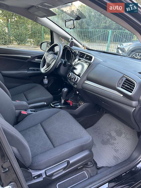 Хетчбек Honda Fit 2015 в Києві