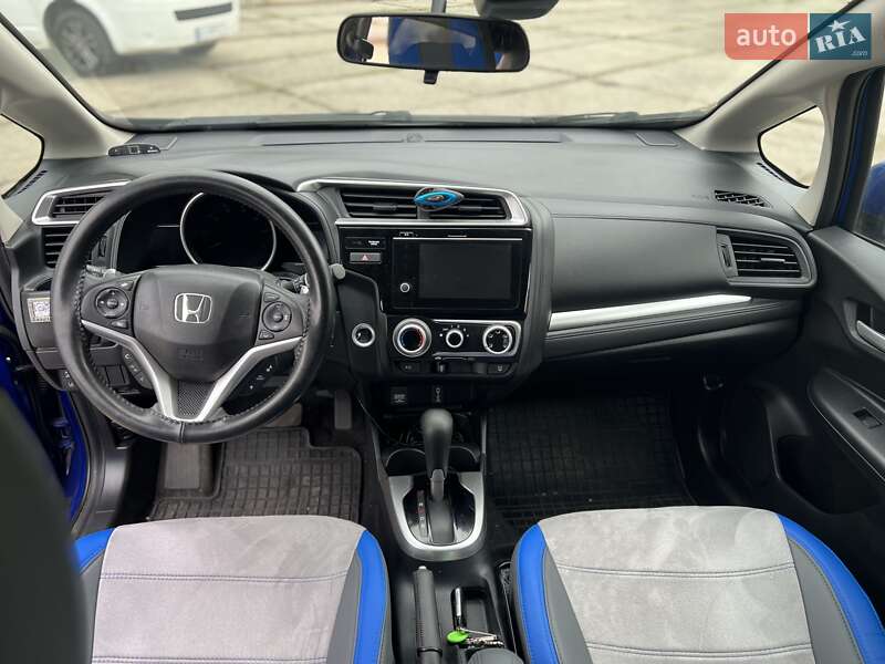 Хетчбек Honda Fit 2017 в Харкові фото 18 Хетчбек Honda Fit 2017 в Харкові
