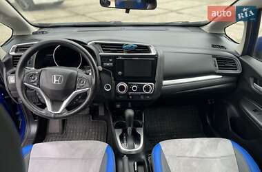 Хэтчбек Honda Fit 2017 в 