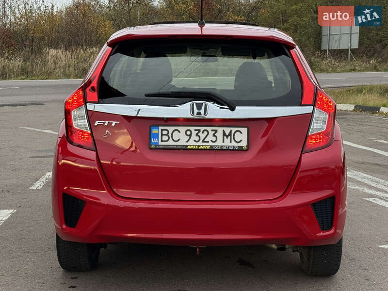 Хэтчбек Honda Fit 2017 в Дрогобыче