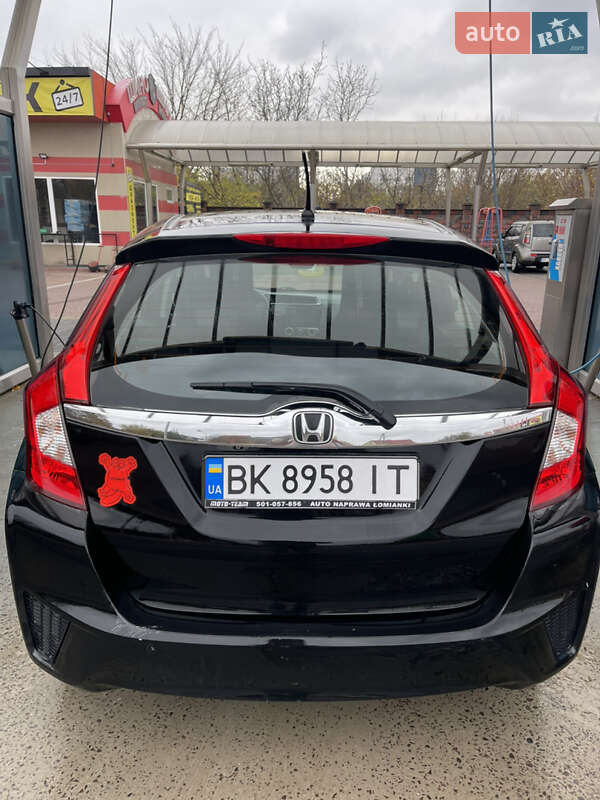 Хэтчбек Honda Fit 2015 в Ровно