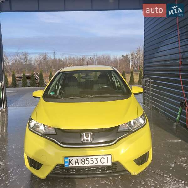Хэтчбек Honda Fit 2016 в Гостомеле