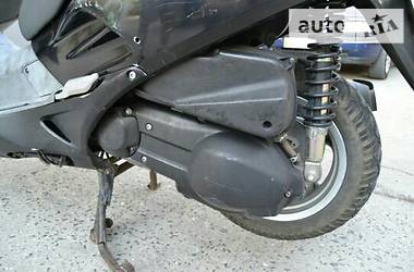 Макси-скутер Honda Forza 125 2001 в Николаеве