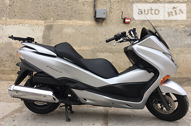 Макси-скутер Honda Forza 125 2010 в Одессе