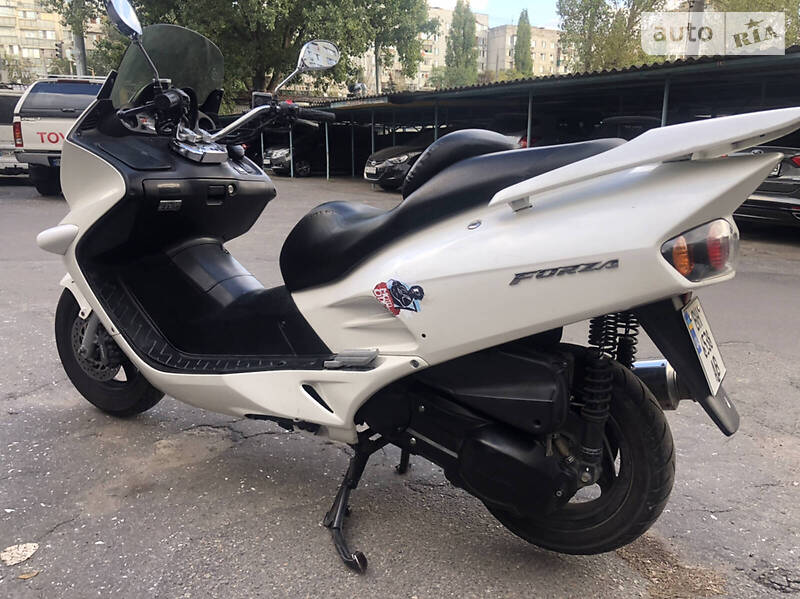 Макси-скутер Honda Forza 125 2003 в Одессе