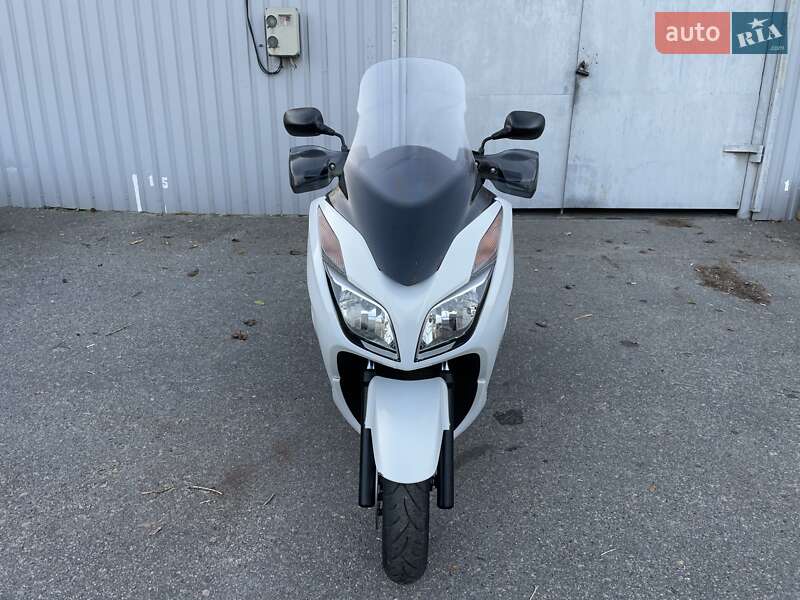 Максі-скутер Honda Forza 250 2015 в Дніпрі