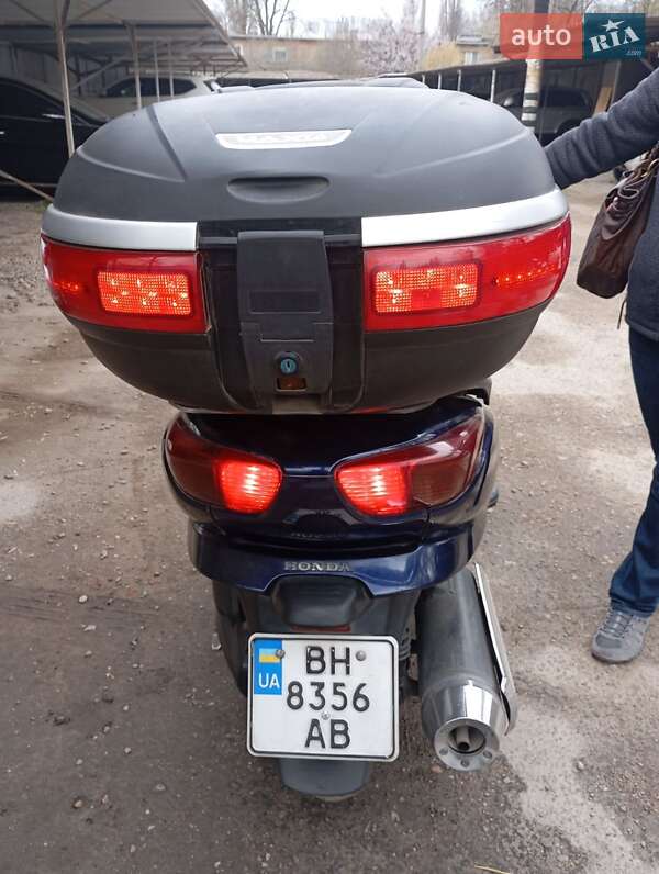 Макси-скутер Honda Forza 250 2006 в Одессе фото 4 Макси-скутер Honda Forza 250 2006 в Одессе