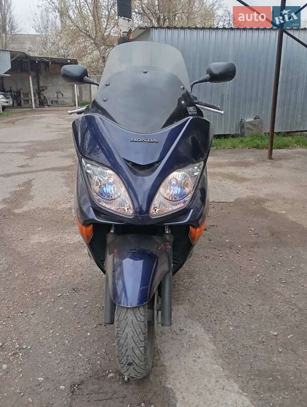 Макси-скутер Honda Forza 250 2006 в Одессе фото 5 Макси-скутер Honda Forza 250 2006 в Одессе