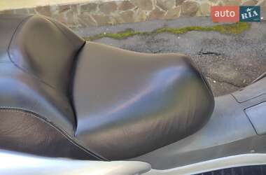 Максі-скутер Honda Forza 250 2010 в 