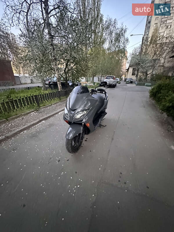 Максі-скутер Honda Forza 250 2008 в Одесі