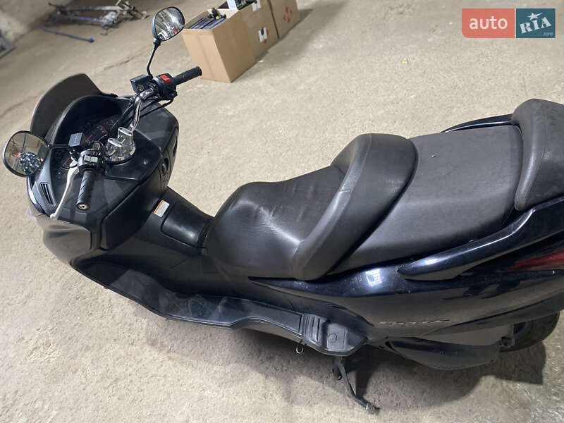 Максі-скутер Honda Forza 250 2008 в Києві